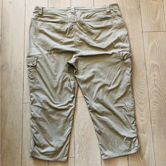 Eddie Bauer Outdoor Hiking Shorts with Zippered Pockets in Beige Size 16 - Picture 5 of 16